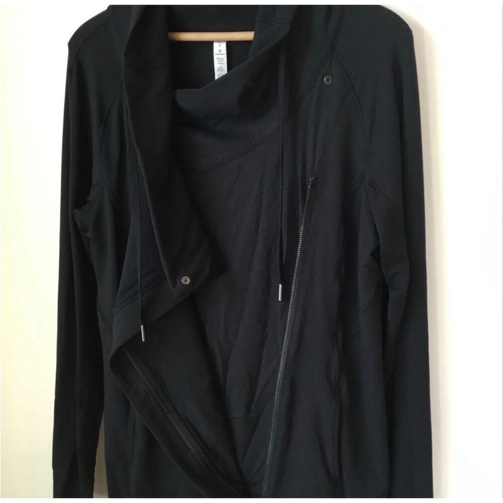 Lululemon Coast Easy Wrap Jacket - Picture 8 of 9